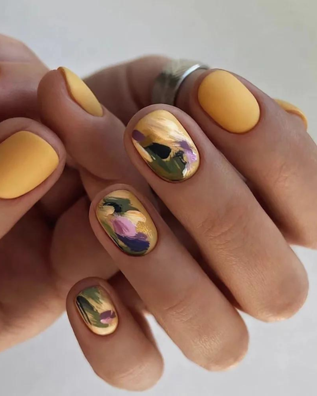 Осінній манікюр 2026 на короткі нігті: новинки, фото ідей %D0%B0%D0%B1%D1%81%D1%82%D1%80%D0%B0%D0%BA2 2, 25, Осінній манікюр 2026 на короткі нігті: новинки, фото ідей Осінній манікюр