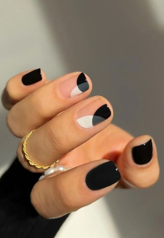 Осінній манікюр 2026 на короткі нігті: новинки, фото ідей %D0%B3%D0%B5%D0%BE%D0%BC%D0%B5%D1%82%D1%80%D0%B8%D1%8F, 79, Осінній манікюр 2026 на короткі нігті: новинки, фото ідей Осінній манікюр