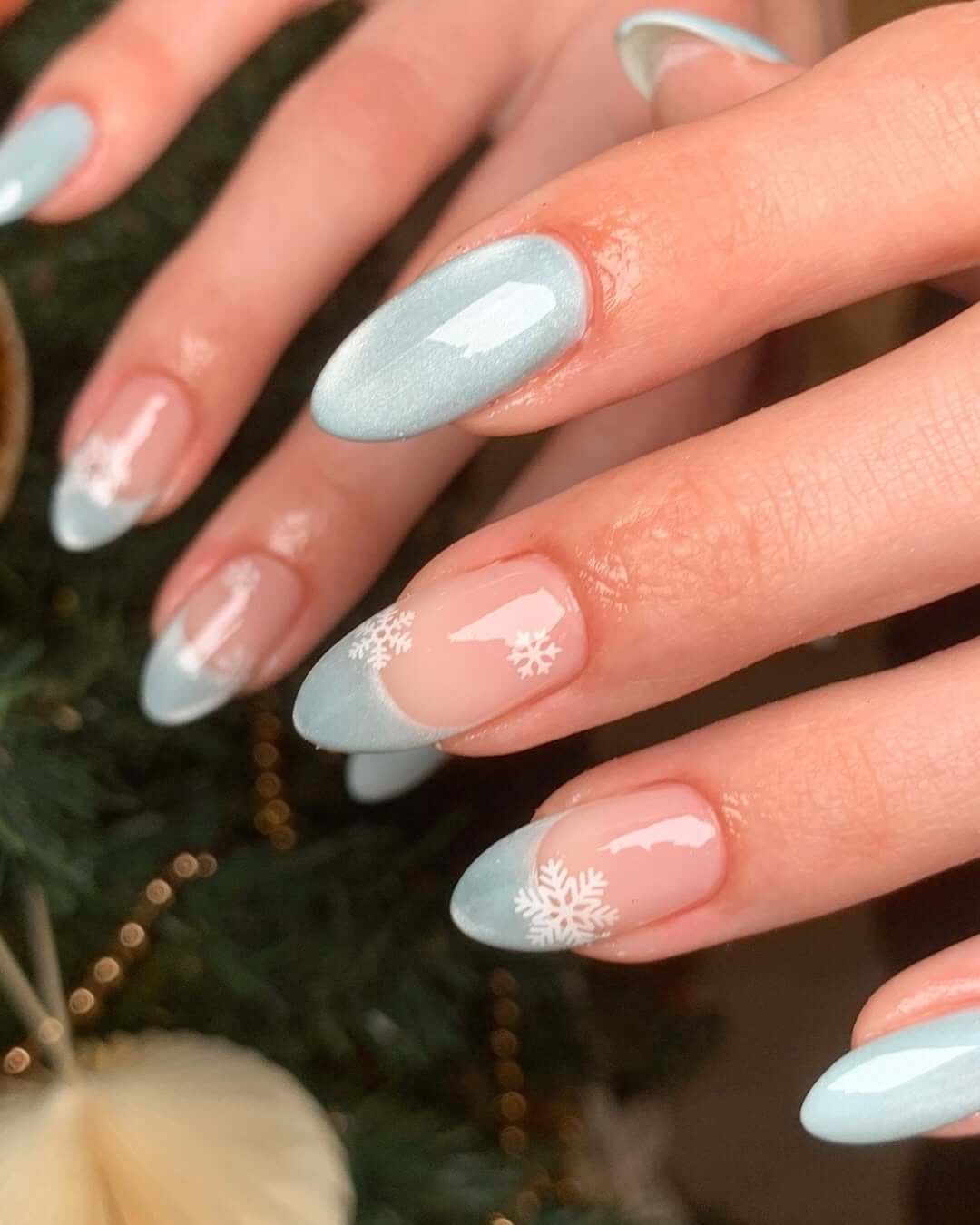 Який манкіюр у моді цієї зими? Класика, тренди, новинки – 75 фото %D0%B3%D0%BE%D0%BB%D1%83%D0%B1%D0%BE%D0%B9, 36, Який манкіюр у моді цієї зими? Класика, тренди, новинки – 75 фото маникюр