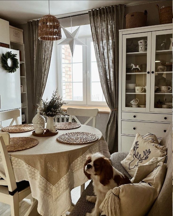 Як вибрати штори на кухні? Сучасні матеріали, дизайн, фото %D0%B4%D0%BB%D0%B8%D0%BD4 18, 13, Як вибрати штори на кухні? Сучасні матеріали, дизайн, фото шторы на кухню