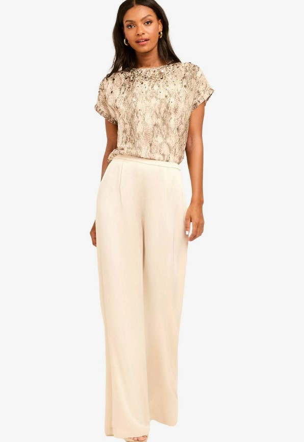 Колір Нового року 2026: у чому зустрічати і що краще вдягнути? Поради чоловікам, жінкам, за знаком зодіаку %D0%B7%D0%BC%D0%B5%D1%8F, 25, Колір Нового року 2026: у чому зустрічати і що краще вдягнути? Поради чоловікам, жінкам, за знаком зодіаку Новий рік