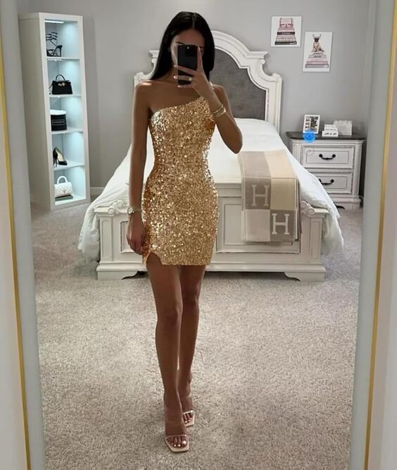 Колір Нового року 2026: у чому зустрічати і що краще вдягнути? Поради чоловікам, жінкам, за знаком зодіаку %D0%B7%D0%BE%D0%BB%D0%BE%D1%82%D0%BE, 11, Колір Нового року 2026: у чому зустрічати і що краще вдягнути? Поради чоловікам, жінкам, за знаком зодіаку Новий рік