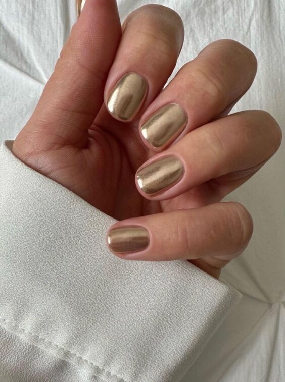 Осінній манікюр 2026 на короткі нігті: новинки, фото ідей %D0%B7%D0%BE%D0%BB%D0%BE%D1%82%D0%BE5 16, 46, Осінній манікюр 2026 на короткі нігті: новинки, фото ідей Осінній манікюр