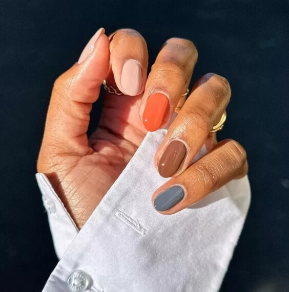 Осінній манікюр 2026 на короткі нігті: новинки, фото ідей %D0%BA%D0%BE%D0%BC%D0%B1%D0%BE5 16, 37, Осінній манікюр 2026 на короткі нігті: новинки, фото ідей Осінній манікюр