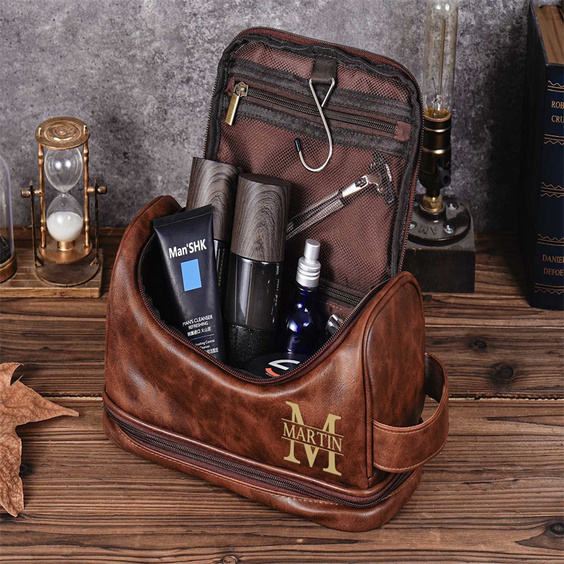 Що подарувати чоловікові на Новий 2026? 105 ідей потрібних, теплих, кумедних, оригінальних подарунків %D0%BA%D0%BE%D1%81%D0%BC%D0%B5%D1%82%D0%B8%D1%87%D0%BA%D0%B0, 5, Що подарувати чоловікові на Новий 2026? 105 ідей потрібних, теплих, кумедних, оригінальних подарунків Що подарувати чоловікові