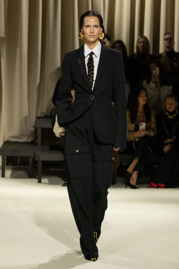 Тренди жіночого одягу зима 2026 року: що в моді? %D0%BA%D0%BE%D1%81%D1%82%D1%8E%D0%BC, 12, Тренди жіночого одягу зима 2026 року: що в моді? тренды женской одежды