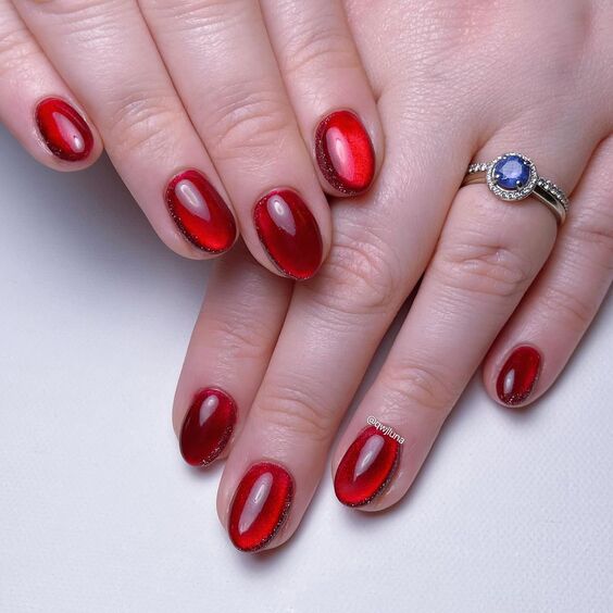 125 дивовижних ідей манікюру на осінь-2025: тренди, фото %D0%BA%D1%80%D0%B0%D1%81%D0%BD, 89, 125 дивовижних ідей манікюру на осінь-2025: тренди, фото осінній манікюр