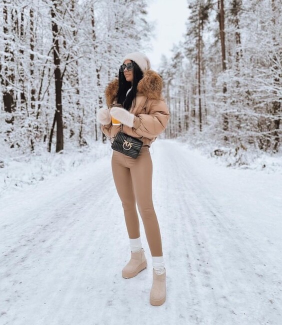 Будьте в тренді цієї зими! Модні жіночі зимові пуховики 2025-2026: новинки, фото %D0%BC%D0%B5%D1%853 17, 32, Будьте в тренді цієї зими! Модні жіночі зимові пуховики 2025-2026: новинки, фото модные пуховики