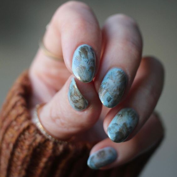 Осінній манікюр 2026 на короткі нігті: новинки, фото ідей %D0%BC%D1%80%D0%B0%D0%BC%D0%BE%D1%80 %D0%B7%D0%BE%D0%BB%D0%BE%D1%82%D0%BE 1, 91, Осінній манікюр 2026 на короткі нігті: новинки, фото ідей Осінній манікюр