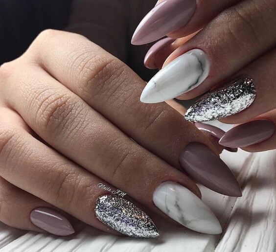 Новорічний манікюр: тренди, які захочеться повторити! Велика добірка фото %D0%BC%D1%80%D0%B0%D0%BC%D0%BE%D1%80 3, 134, Новорічний манікюр: тренди, які захочеться повторити! Велика добірка фото новогодний маникюр