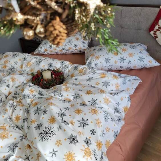 Що подарувати дівчині до Нового року? Оригінальні ідеї щодо хобі, віку, способу життя %D0%BF%D0%BE%D1%81%D1%82%D0%B5%D0%BB%D1%8C%D0%BD%D0%BE%D0%B52 8, 6, Що подарувати дівчині до Нового року? Оригінальні ідеї щодо хобі, віку, способу життя Що можна подарувати дівчині на Новий рік