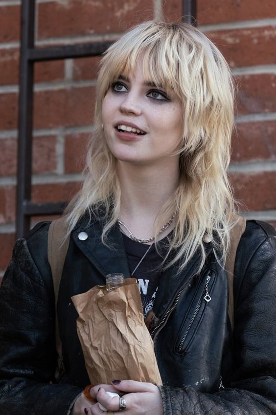 Модні жіночі стрижки-2026 на довге волосся: назви з фото, кому яка підійде? %D1%80%D0%B2%D0%B0%D0%BD%D0%B0%D1%8F 2, 22, Модні жіночі стрижки-2026 на довге волосся: назви з фото, кому яка підійде? модные женские стрижки