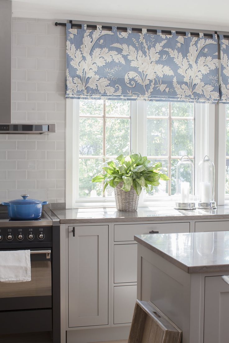 Як вибрати штори на кухні? Сучасні матеріали, дизайн, фото %D1%80%D0%B8%D0%BC%D1%81%D0%BA%D0%B8%D0%B5, 21, Як вибрати штори на кухні? Сучасні матеріали, дизайн, фото шторы на кухню