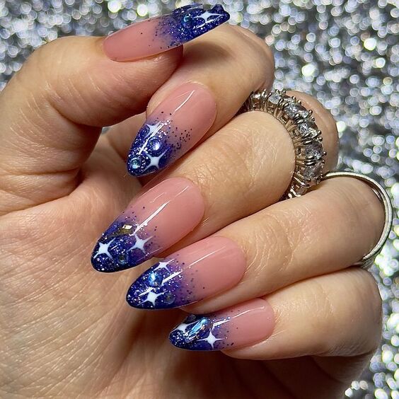 Новорічний манікюр: тренди, які захочеться повторити! Велика добірка фото %D1%81%D0%B8%D0%BD%D0%B8%D0%B92 10, 125, Новорічний манікюр: тренди, які захочеться повторити! Велика добірка фото новогодний маникюр