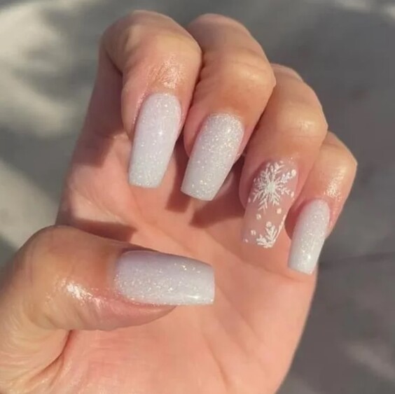 Новорічний манікюр: тренди, які захочеться повторити! Велика добірка фото %D1%81%D0%BD%D0%B5%D0%B6%D0%B8%D0%BD%D0%BA%D0%B8, 70, Новорічний манікюр: тренди, які захочеться повторити! Велика добірка фото новогодний маникюр