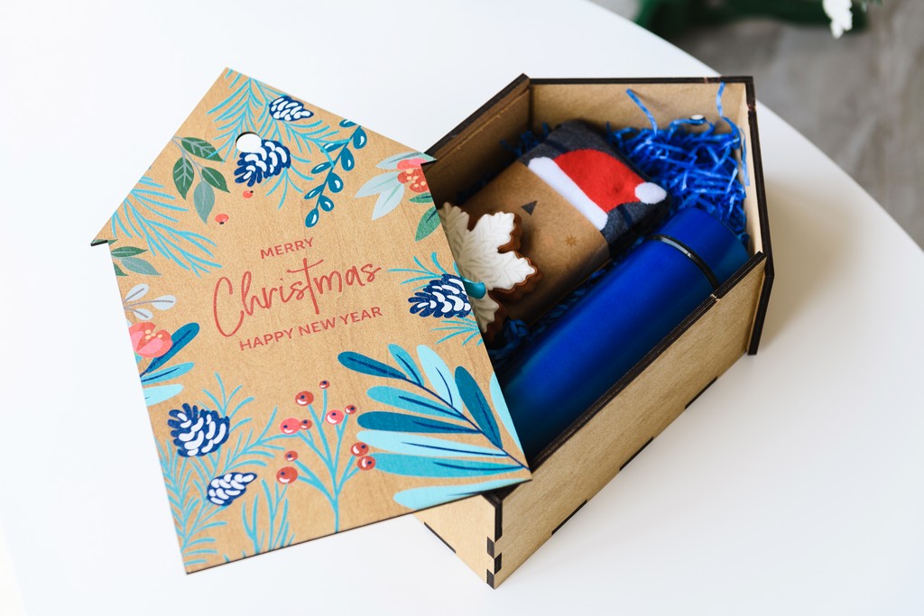 Що подарувати дівчині до Нового року? Оригінальні ідеї щодо хобі, віку, способу життя %D1%82%D0%B5%D1%80%D0%BC%D0%BE%D1%81, 23, Що подарувати дівчині до Нового року? Оригінальні ідеї щодо хобі, віку, способу життя Що можна подарувати дівчині на Новий рік