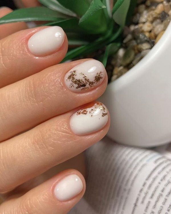 Осінній манікюр 2026 на короткі нігті: новинки, фото ідей %D1%84%D0%BE%D0%BB%D1%8C%D0%B3%D0%B02 2, 87, Осінній манікюр 2026 на короткі нігті: новинки, фото ідей Осінній манікюр