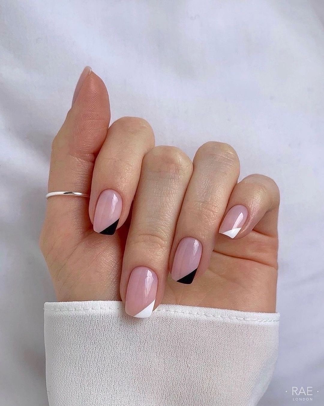 Який манкіюр у моді цієї зими? Класика, тренди, новинки – 75 фото %D1%84%D1%80%D0%B5%D0%BD%D1%875 19, 43, Який манкіюр у моді цієї зими? Класика, тренди, новинки – 75 фото маникюр