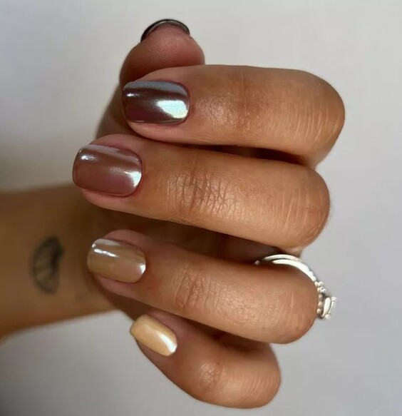 Осінній манікюр 2026 на короткі нігті: новинки, фото ідей %D1%85%D1%80%D0%BE%D0%BC2 8, 47, Осінній манікюр 2026 на короткі нігті: новинки, фото ідей Осінній манікюр