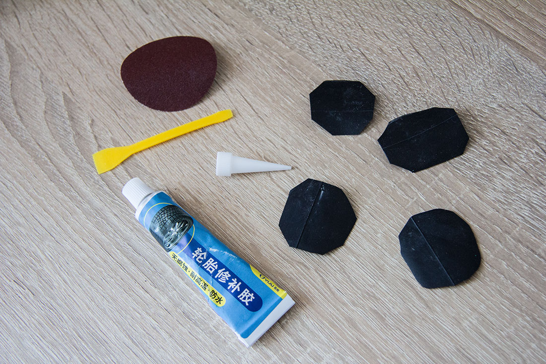 Чем заклеить надувной матрас Intex в домашних условиях и как избежать новых повреждений %D1%87%D0%B8%D0%BC %D0%BA%D0%BB%D0%B5%D1%97%D1%82%D0%B8 %D0%BB%D0%B0%D1%82%D0%BA%D0%B8, 5, Чем заклеить надувной матрас Intex в домашних условиях и как избежать новых повреждений чем заклеить надувной матрас intex