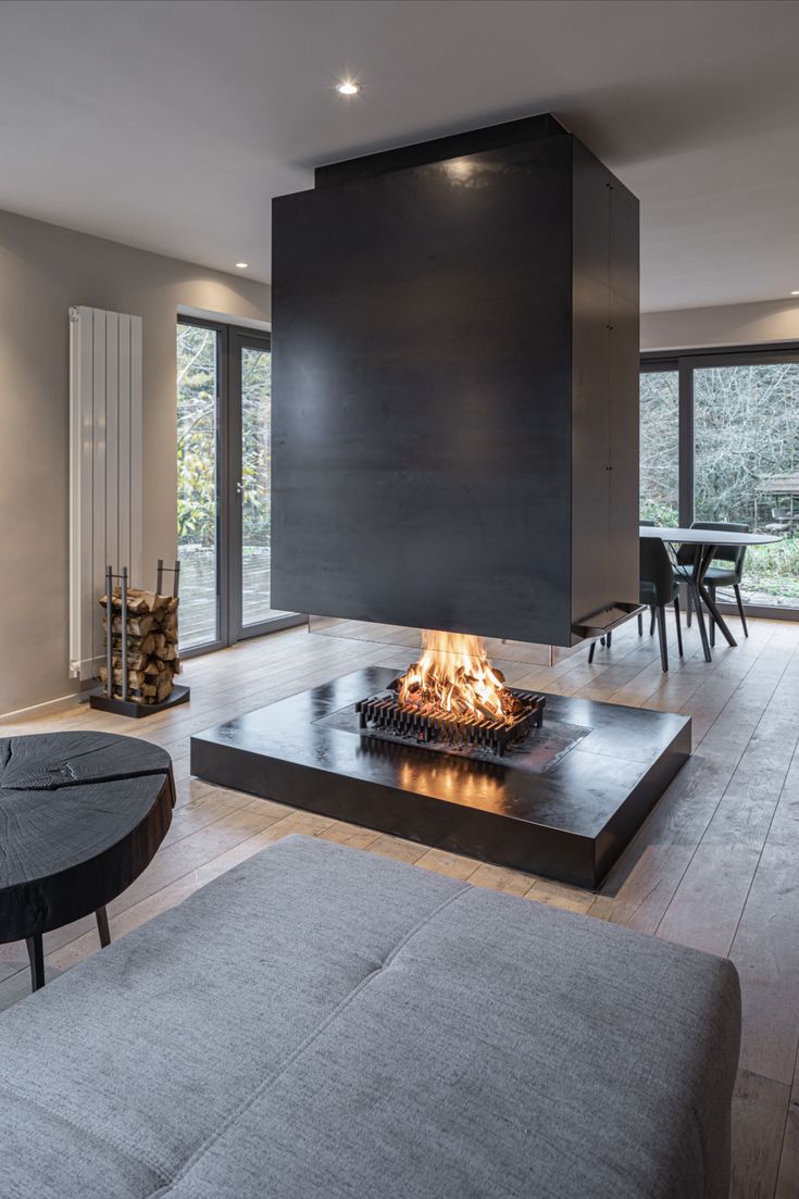 На дровах, на газі, біопаливі чи електриці - вибираємо камін у будинок. Плюси, мінуси, фото 11 11, 18, На дровах, на газі, біопаливі чи електриці - вибираємо камін у будинок. Плюси, мінуси, фото камин в доме