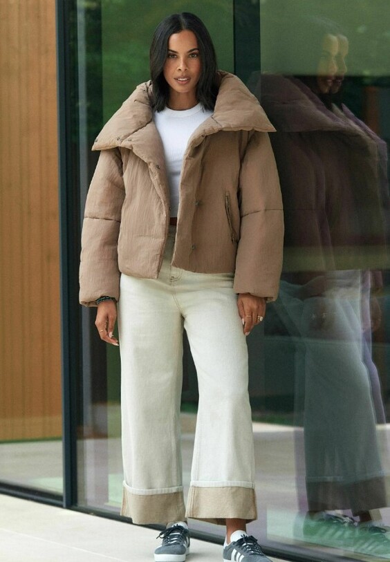 Будьте в тренді цієї зими! Модні жіночі зимові пуховики 2025-2026: новинки, фото 12 13, 57, Будьте в тренді цієї зими! Модні жіночі зимові пуховики 2025-2026: новинки, фото модные пуховики