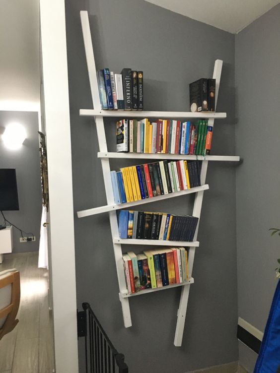 Полиці на стіну у квартирі: види, матеріали, способи розміщення 176, 59, Полиці на стіну у квартирі: види, матеріали, способи розміщення полки на стену