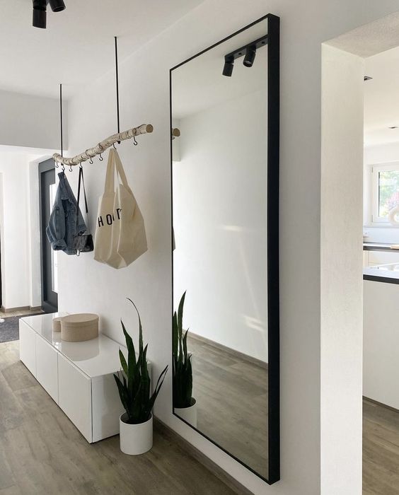 Вішалка до передпокою - як вибрати? Види, матеріали, поради щодо розміщення 18 2, 14, Вішалка до передпокою - як вибрати? Види, матеріали, поради щодо розміщення вешалка в прихожую