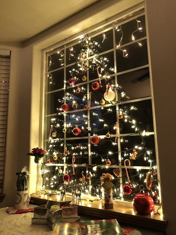 Як повісити гірлянду на вікно красиво: види гірлянд, способи кріплення, фото ідей 1 10 3, 9, Як повісити гірлянду на вікно красиво: види гірлянд, способи кріплення, фото ідей Як повісити гірлянду