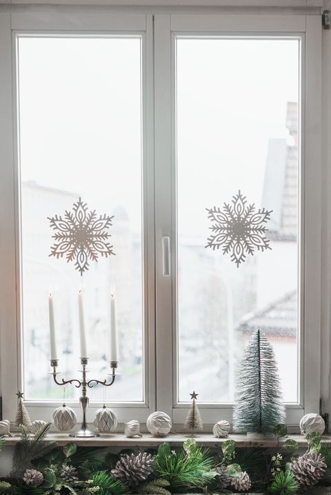 Як прикрасити вікно на Новий рік? Яскраві ідеї, фото, поради 1 2 1, 11, Як прикрасити вікно на Новий рік? Яскраві ідеї, фото, поради Як прикрасити вікно на Новий рік