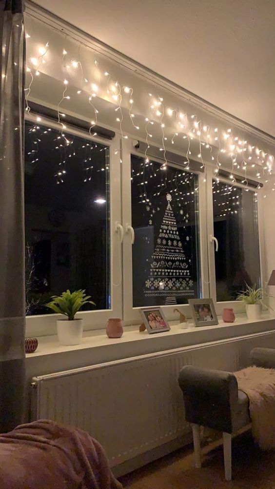 Як повісити гірлянду на вікно красиво: види гірлянд, способи кріплення, фото ідей 1 2 3, 17, Як повісити гірлянду на вікно красиво: види гірлянд, способи кріплення, фото ідей Як повісити гірлянду