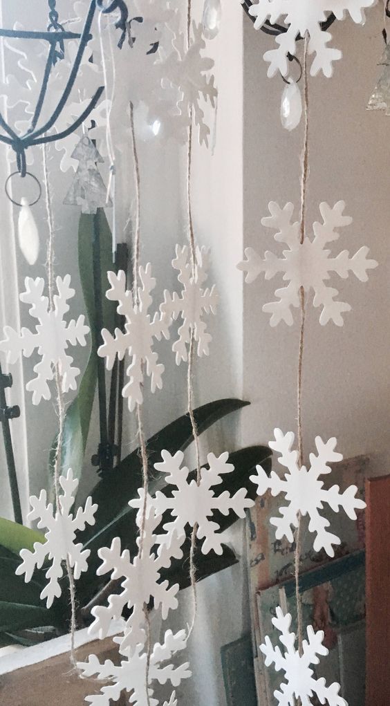 Як прикрасити вікно на Новий рік? Яскраві ідеї, фото, поради 1 29 1, 15, Як прикрасити вікно на Новий рік? Яскраві ідеї, фото, поради Як прикрасити вікно на Новий рік