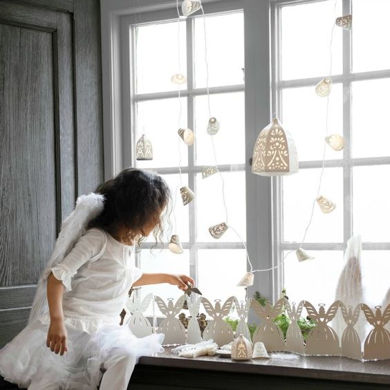 Як прикрасити вікно на Новий рік? Яскраві ідеї, фото, поради 1 49, 27, Як прикрасити вікно на Новий рік? Яскраві ідеї, фото, поради Як прикрасити вікно на Новий рік