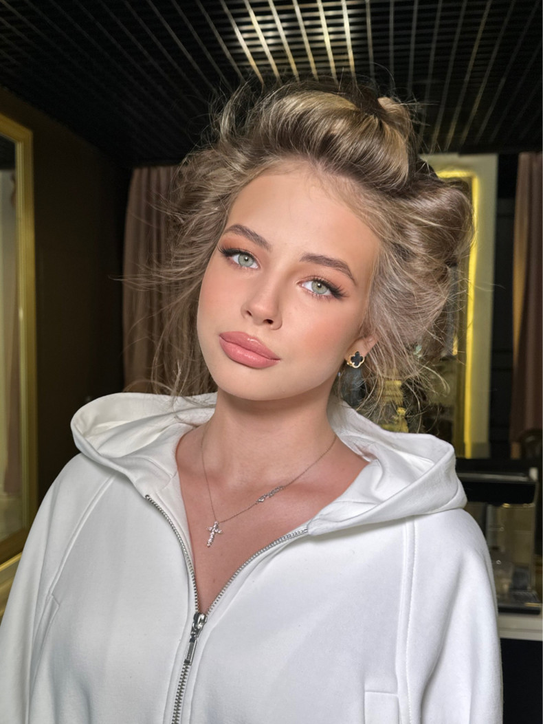 Нюдовий макіяж - тренд року номер один за версією Barb Нюдовий макіяж у Харкові