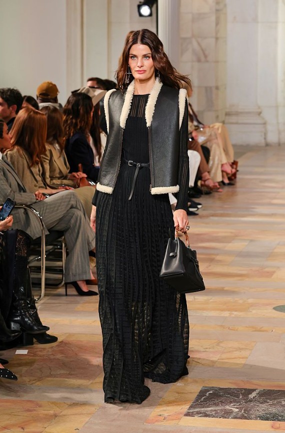 Модний код осені-зими 2025/2026: головні тренди жіночого одягу 2 30, 16, Модний код осені-зими 2025/2026: головні тренди жіночого одягу тренды