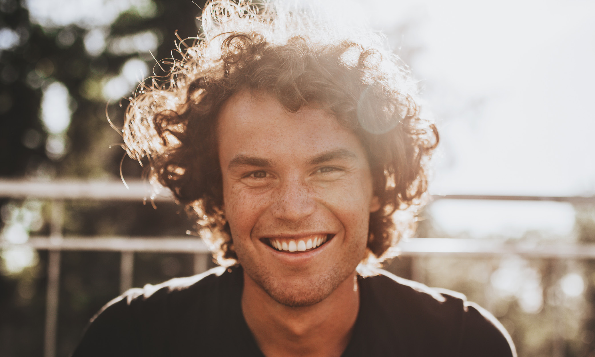 Чоловічі кучері під контролем: модні стрижки 2025 2 31, 1, Чоловічі кучері під контролем: модні стрижки 2025 стрижки на кучеряве