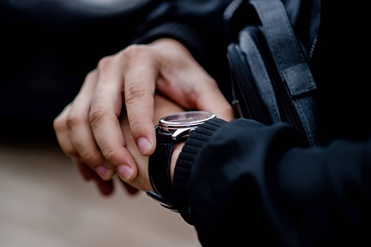 22 2, 19, 22:22 на годиннику: що означає це послання з Всесвіту? Що подарувати хлопцеві