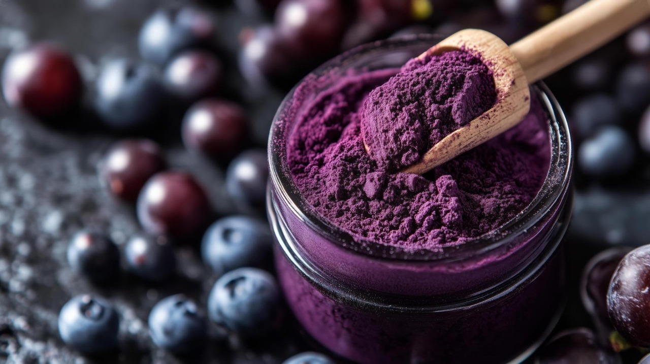 Лохина: чому корисно з'їдати жменю ягід щодня? Користь, шкода, протипоказання, рецепти 29, 8, Лохина: чому корисно з'їдати жменю ягід щодня? Користь, шкода, протипоказання, рецепти лохина