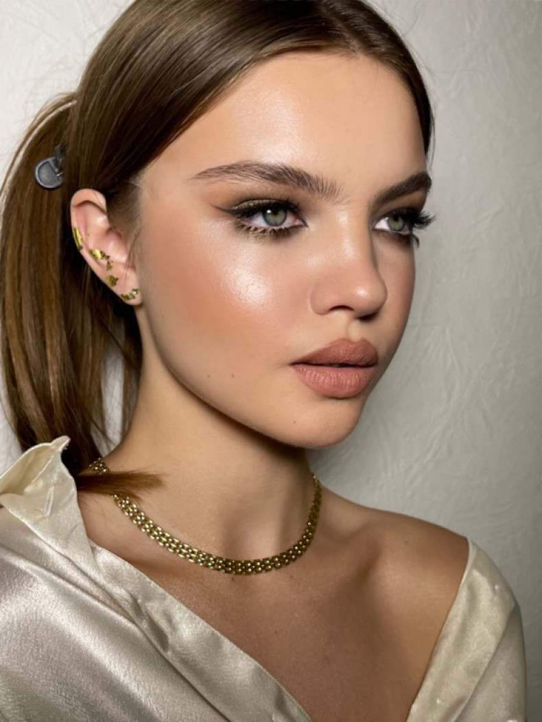 Нюдовий макіяж - тренд року номер один за версією Barb Нюдовий макіяж в Одесі