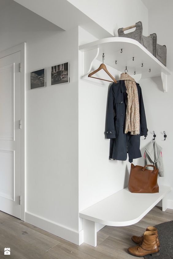 Вішалка до передпокою - як вибрати? Види, матеріали, поради щодо розміщення 3 1, 4, Вішалка до передпокою - як вибрати? Види, матеріали, поради щодо розміщення вешалка в прихожую
