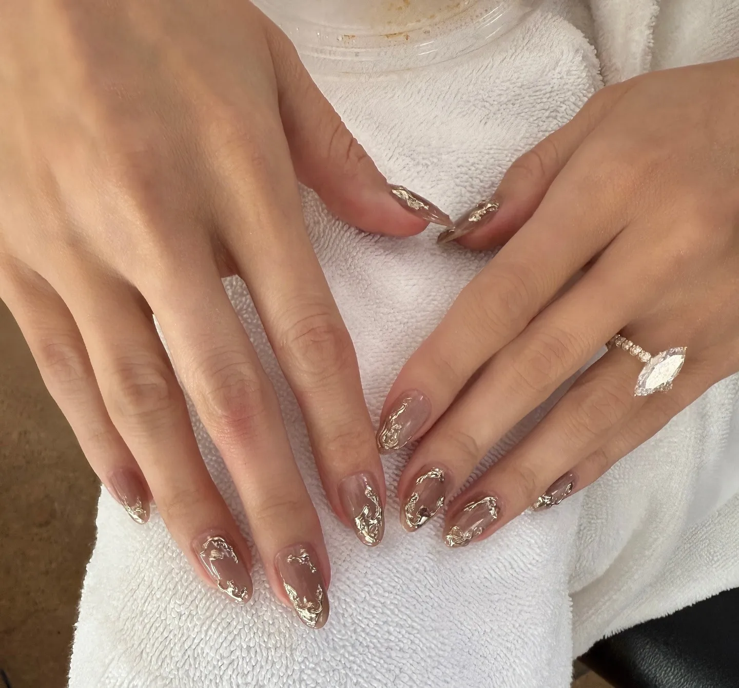 Манікюр мигдаль: розкішні та сміливі тенденції сезону (55 фото) Манікюр мигдаль