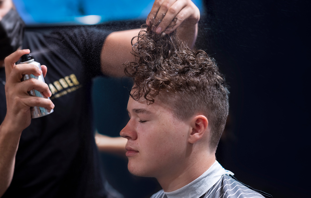 Чоловічі кучері під контролем: модні стрижки 2025 5 26, 3, Чоловічі кучері під контролем: модні стрижки 2025 стрижки на кучеряве