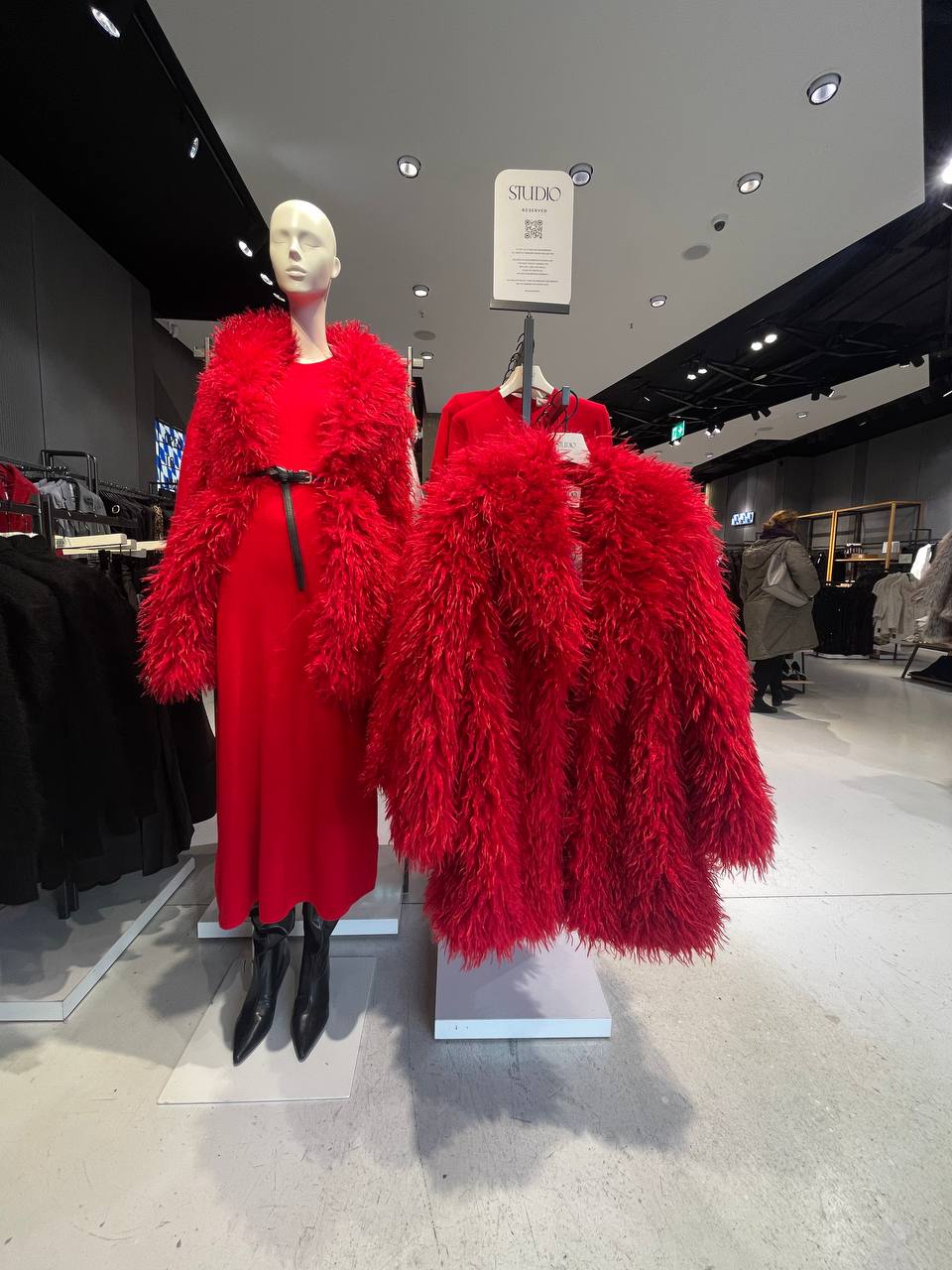 Тренди жіночих курток сезону осінь-зима 2025/2026: огляд модних магазинів 5258361244438172006, 31, Тренди жіночих курток сезону осінь-зима 2025/2026: огляд модних магазинів куртки