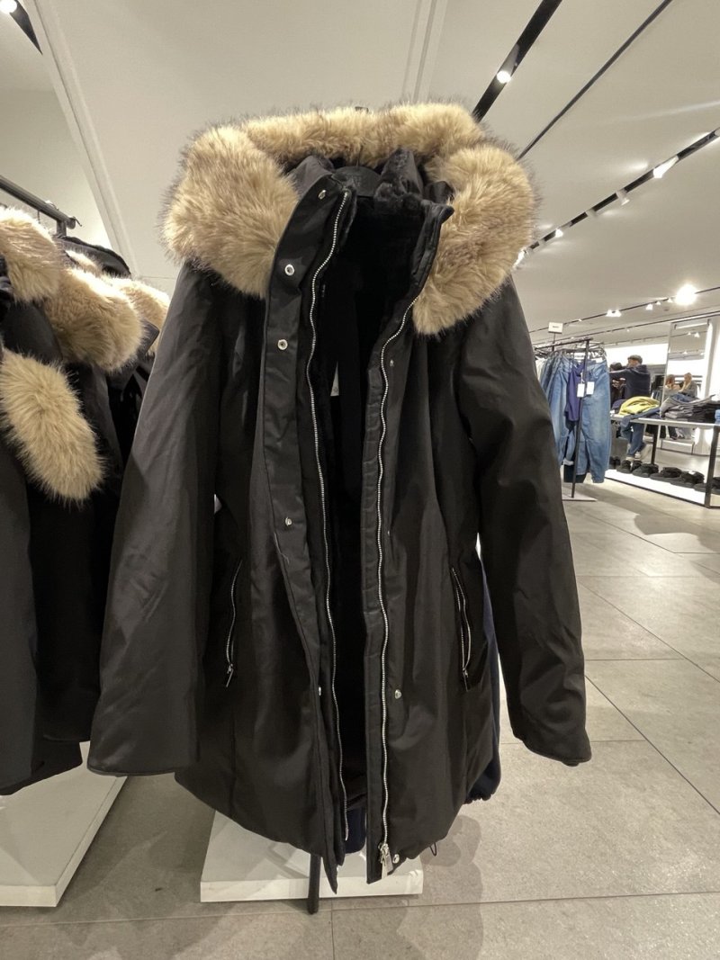 Тренди жіночих курток сезону осінь-зима 2025/2026: огляд модних магазинів 5431667985191403782 1, 34, Тренди жіночих курток сезону осінь-зима 2025/2026: огляд модних магазинів куртки