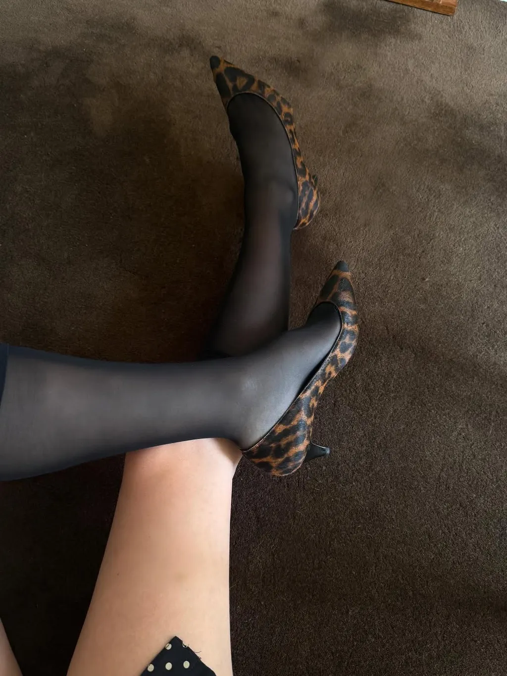 Що купити на осінь 2025: головні тренди жіночого взуття animal2 1, 20, Що купити на осінь 2025: головні тренди жіночого взуття Жіноче взуття