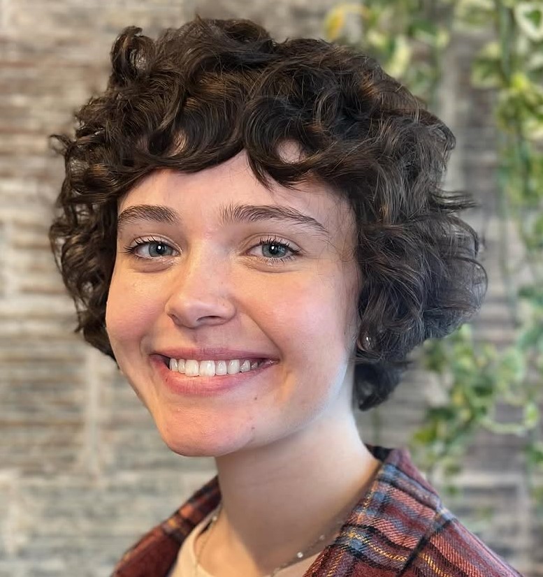 Кращі стрижки для кучериків у 2026 році: вибираємо за типом обличчя та довжиною волосся. biksi, 25, Кращі стрижки для кучериків у 2026 році: вибираємо за типом обличчя та довжиною волосся. стрижки