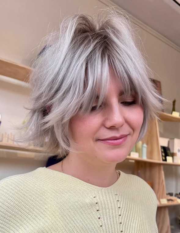 Короткі жіночі стрижки з чубчиком, які варто спробувати цього року! Назви з фото biksi6, 20, Короткі жіночі стрижки з чубчиком, які варто спробувати цього року! Назви з фото стрижки с челкой