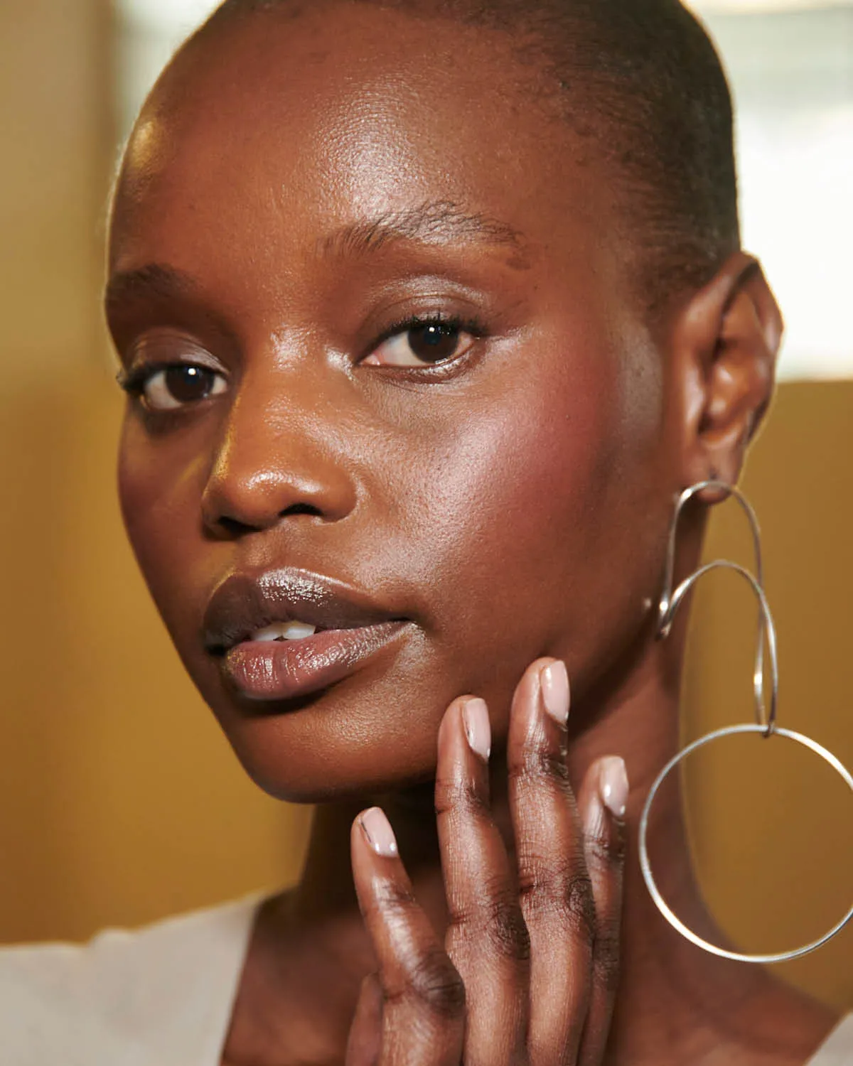 Губи, стрілки, сяйво – головні тренди макіяжу 2026 blozer, 6, Губи, стрілки, сяйво – головні тренди макіяжу 2026 макияж