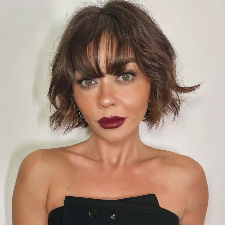 Короткі жіночі стрижки з чубчиком, які варто спробувати цього року! Назви з фото bob2, 22, Короткі жіночі стрижки з чубчиком, які варто спробувати цього року! Назви з фото стрижки с челкой