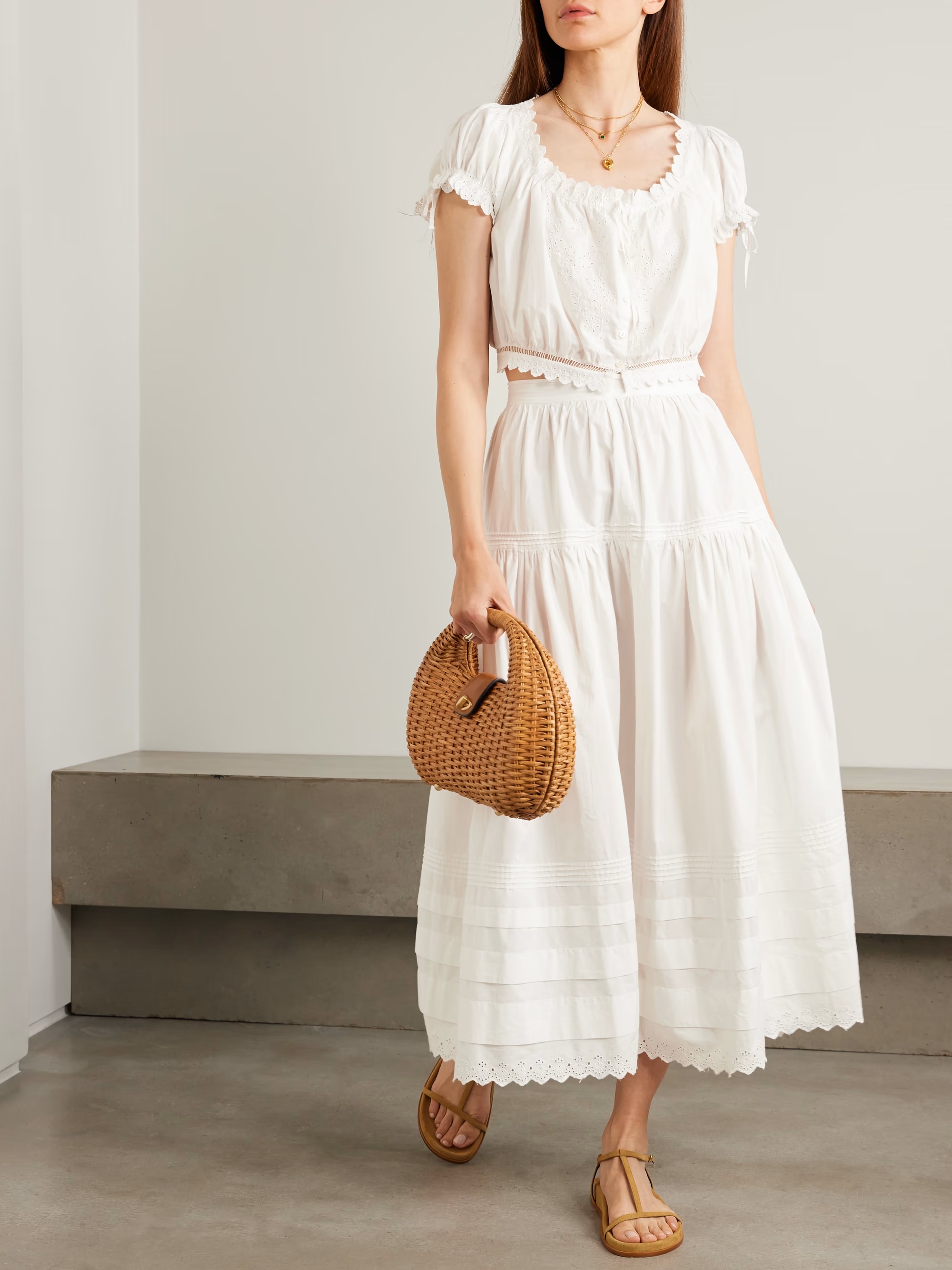 Спідниця-міді - тренд 2026: види, як підібрати по фігурі. З чим носити атласну та джинсову спідниці-міді? boho 11, 39, Спідниця-міді - тренд 2026: види, як підібрати по фігурі. З чим носити атласну та джинсову спідниці-міді? міді